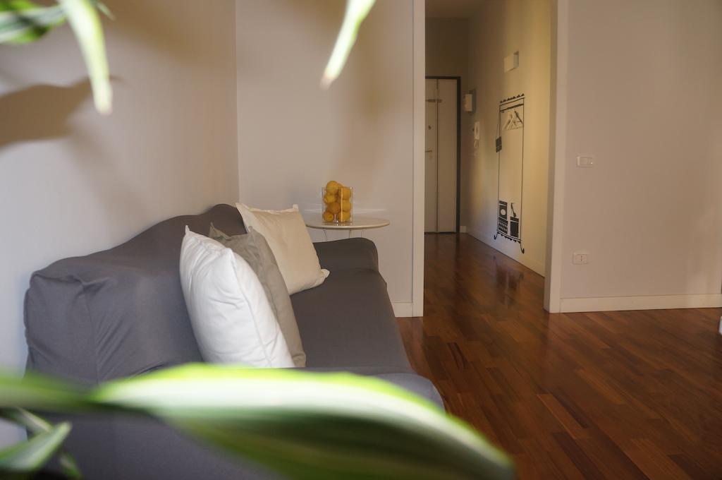Lullymia Bed & Breakfast โครโตเน ห้อง รูปภาพ